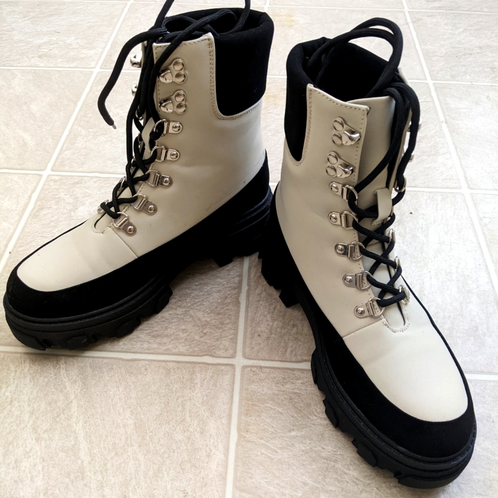 Platform JustFab combat boots